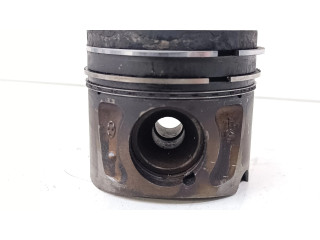 Píst Hyundai ix35 pro naftový motor 2.0