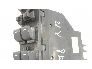 Включатель электрических окон