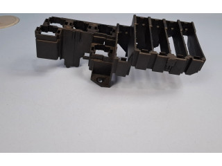 Блок предохранителей 8K0971845A Audi Q5 SQ5