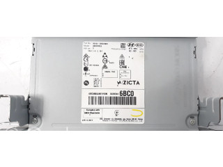 Радио/ проигрыватель CD/DVD / навигация