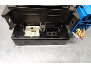 Pojistková skříňka Řídící jednotka BSM 8200278721, 8200283817 Renault Vel Satis 2014