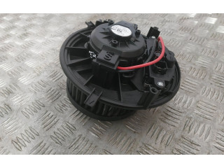 Вентилятор печки 5WB819015A Audi Q3 F3