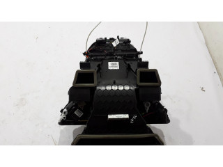 Вентилятор печки    272701779R   Renault Trafic III (X82)