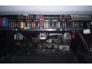 Модуль управления BSM 61138364530   BMW X3 E83    