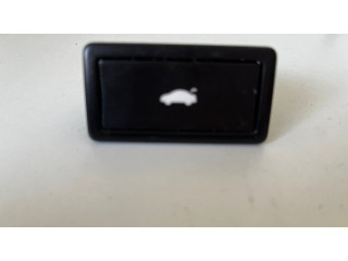 Переключатель закрытия задней двери