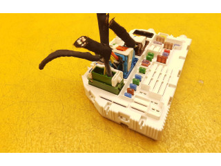 Блок предохранителей 9846631580, 9695078080 Citroen C5 X