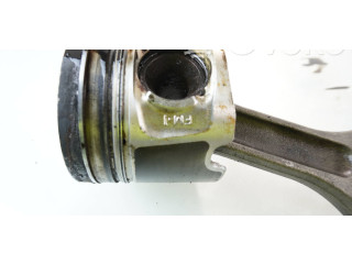  Поршень с шатуном N47D20C   BMW X3 E83  