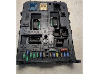 Pojistková skříňka 281192462C, 281201906C Peugeot 3008 2012