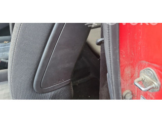 Подушка безопасности в сиденье    Peugeot 108