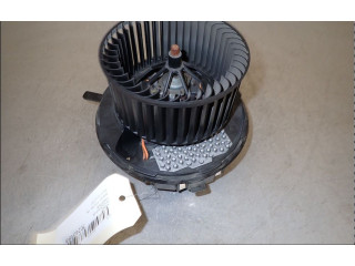 Вентилятор печки 1K1820021 Audi Q3 8U