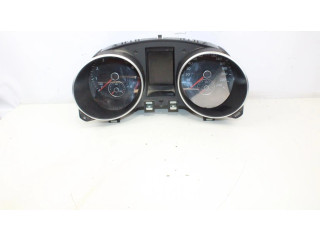 Панель приборов 5K0920862   Volkswagen Golf VI       