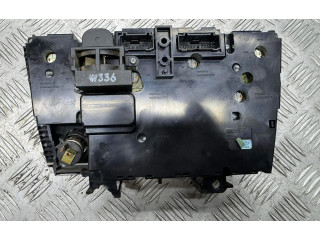 Блок управления климат-контролем 8691876   Volvo V70