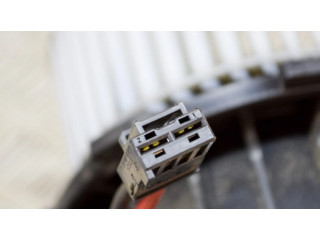 Вентилятор печки    X6553004, X6552005   Audi Q5 SQ5