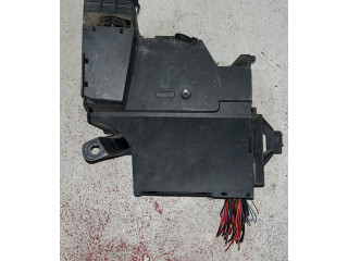 Блок предохранителей 13142780, 13142780   Opel Combo C    