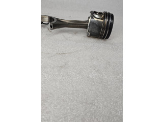 Píst Audi Q7 4L BUG