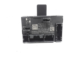 Блок управления двигателя 7N0959793G   Skoda Yeti (5L)