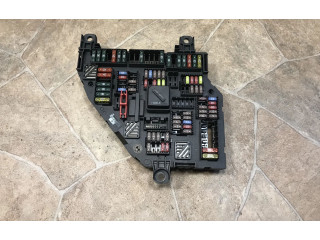 Pojistková skříňka 9252812 BMW 7 F01 F02 F03 F04 2011