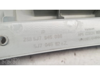 Задний фонарь правый сзади 5J7945096, 5J7945112OZ    Skoda Praktik (5J8)   2006-2015 года