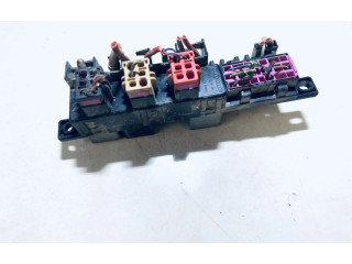 Блок предохранителей 8l0941822 Volkswagen Golf IV