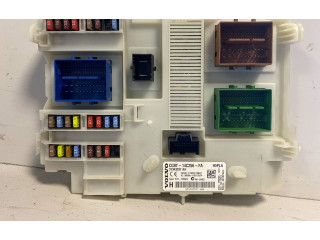 Блок предохранителей 31343337AA, CG9T14C256FA   Volvo S80    