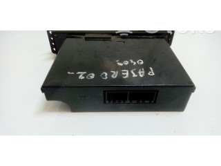 Блок управления климат-контролем MR958005, 1465700022 Mitsubishi Pajero