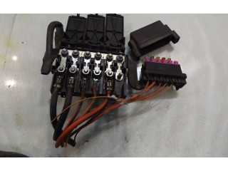 Блок предохранителей     Volkswagen Polo IV 9N3    