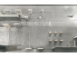 Блок предохранителей 1K0937125A   Volkswagen Caddy    
