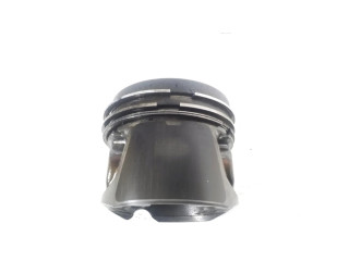 Píst A6420300717 Mercedes-Benz C W204 pro naftový motor 3.0 OM 642.961