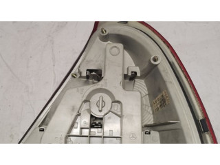 Задний фонарь левый 2028200164L, 3301520501 Mercedes-Benz C W202 1993-2000 года