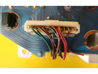 Панель приборов 769216250, 769914990 Mazda 323 F