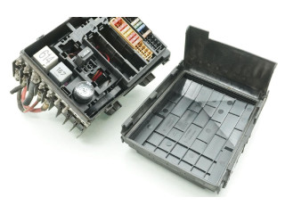 Pojistková skříňka 8J0937503, 8J0937503 Audi TT TTS Mk2 2007