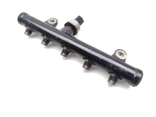 Топливная рампа 9681649580, 9658227880   Volvo V50   для двигателя D4204T