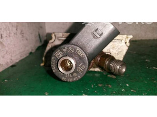 Vstřikovač 0445110158   Audi A8 S8 D3 4E    ASE 