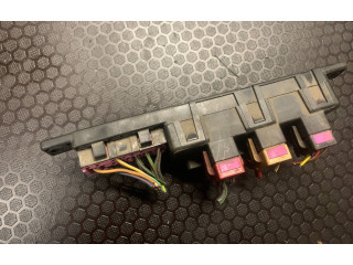 Блок предохранителей 8L0941822A, 896068500 Audi A6 S6 C5 4B