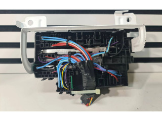 Блок предохранителей 31384034, 0339536 Volvo XC90