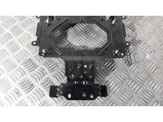 Другая деталь отсека двигателя