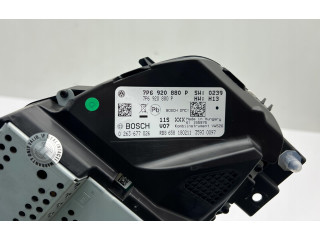 Přístrojová deska Volkswagen Touareg II 2014 7P6920880P