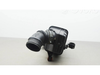 Pojistková skříňka Volkswagen Tiguan 2010