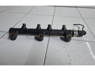 Vstřikovací lišta 9307Z508A   KIA Carnival     