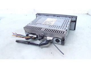 Радио/ проигрыватель CD/DVD / навигация