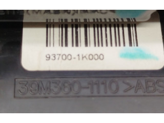 Дисплей    937001K000   Hyundai ix20