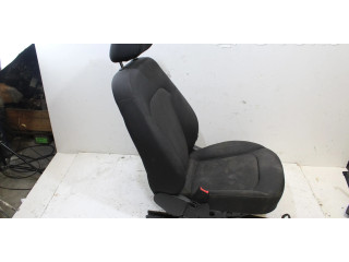 Переднее сиденье водителя