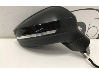 Генератор E1041458   Volkswagen Touareg III      