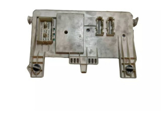 Блок предохранителей 8690720, 519096127   Volvo V50    