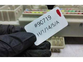 Pojistková skříňka Řídící jednotka BSM 519050058 Mazda 3 I 2008