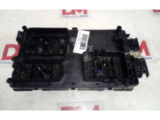 Pojistková skříňka 13255300, 13255300 Chevrolet Cruze 2011