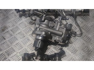 Vstřikovač 0445110   BMW 2 F22 F23  pro benzínový motor 2.0  