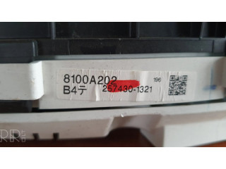 Панель приборов 8100A202, 2574301321 Mitsubishi Grandis