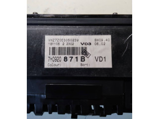 Přístrojová deska Volkswagen Transporter - Caravelle T5 2005 7H0920871B, VWZ7Z0E3050239