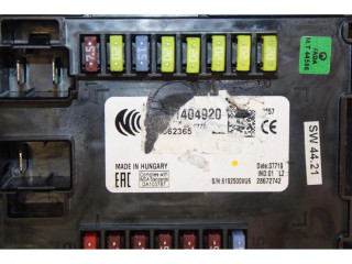 Блок предохранителей    Jeep Renegade    